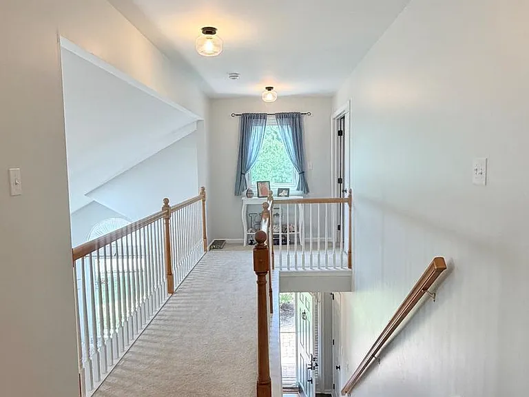 309 Woodbridge Ln — Photo 6