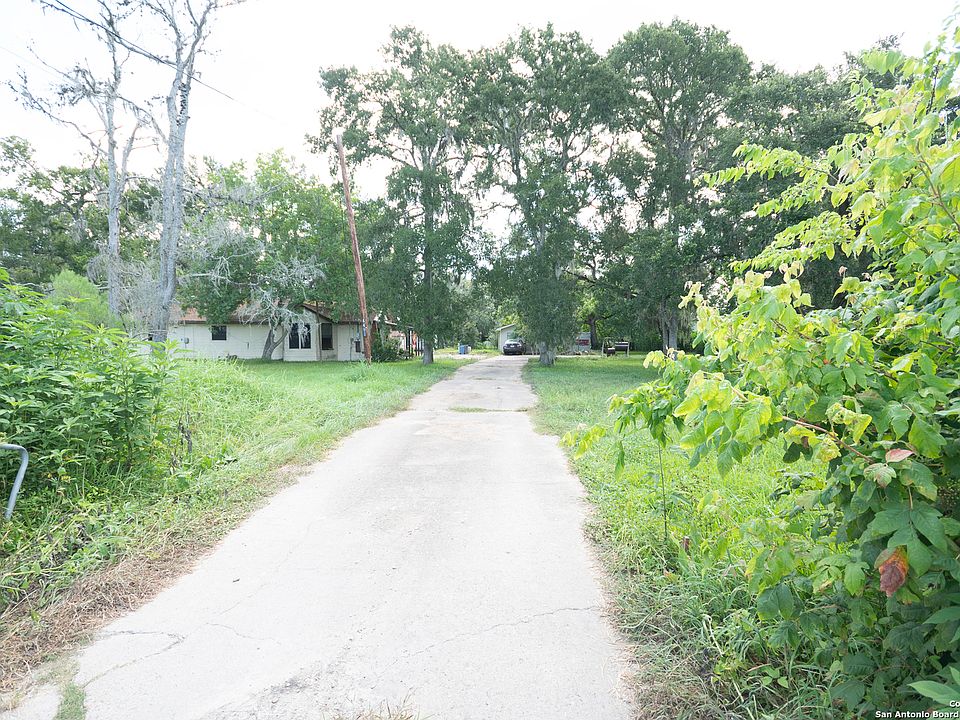 1st image of 4498 County Road 842