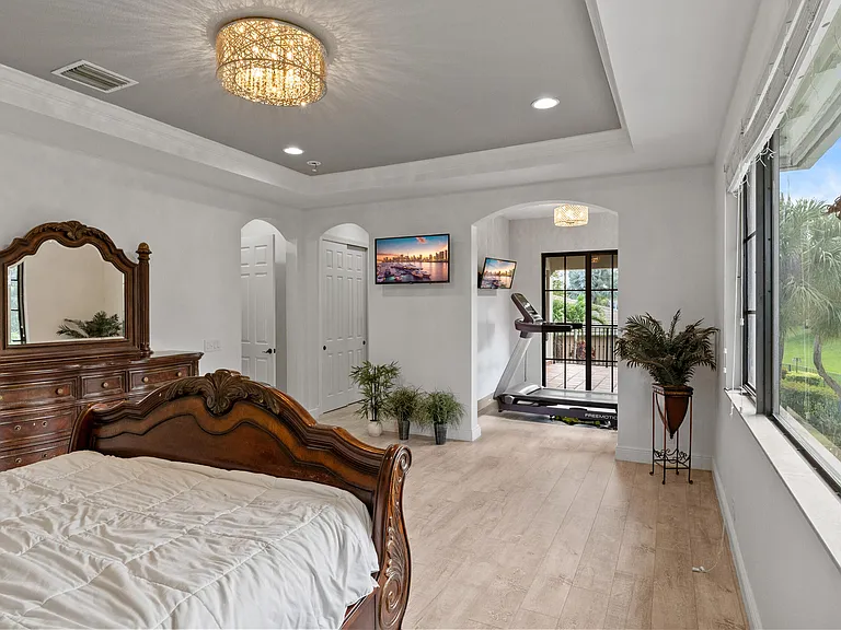 9521 Eden Mnr — Photo 91