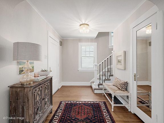 5th image of 4641 Prince St