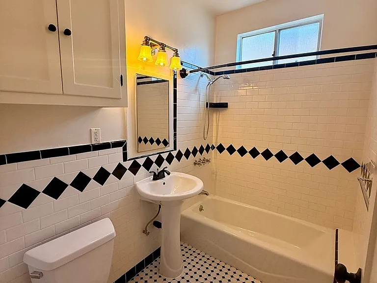 6282 Commodore Sloat Dr #6 — Photo 9