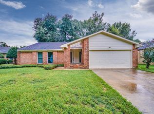 15806 Spring Forest Dr, Houston, TX 77059