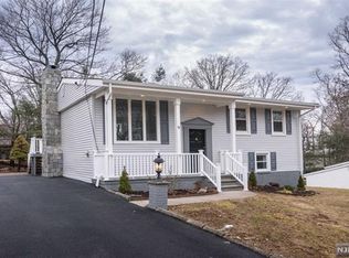 19 Post Brook Rd S, West Milford, NJ 07480