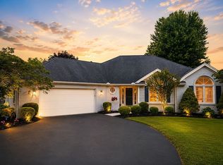 7913 N Shoreline Dr, Holland, OH 43528