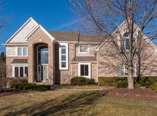 7533 Chesterfield Dr E, Canton, MI 48187