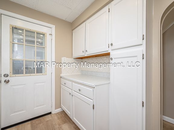 4th image of 254 Malacca St