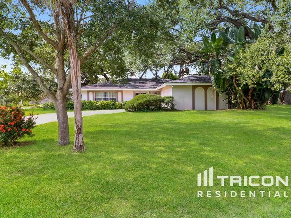 3181 San Pedro St