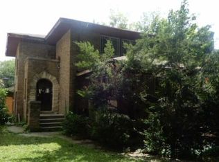 2770 N Grant BOULEVARD, Milwaukee, WI 53210