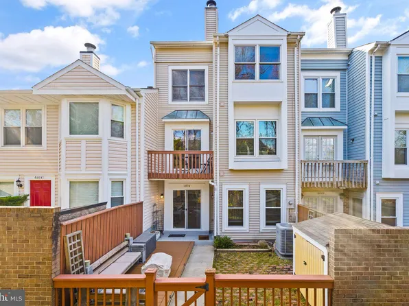 6004 Sunset Ridge Ct, Centreville, VA 20121