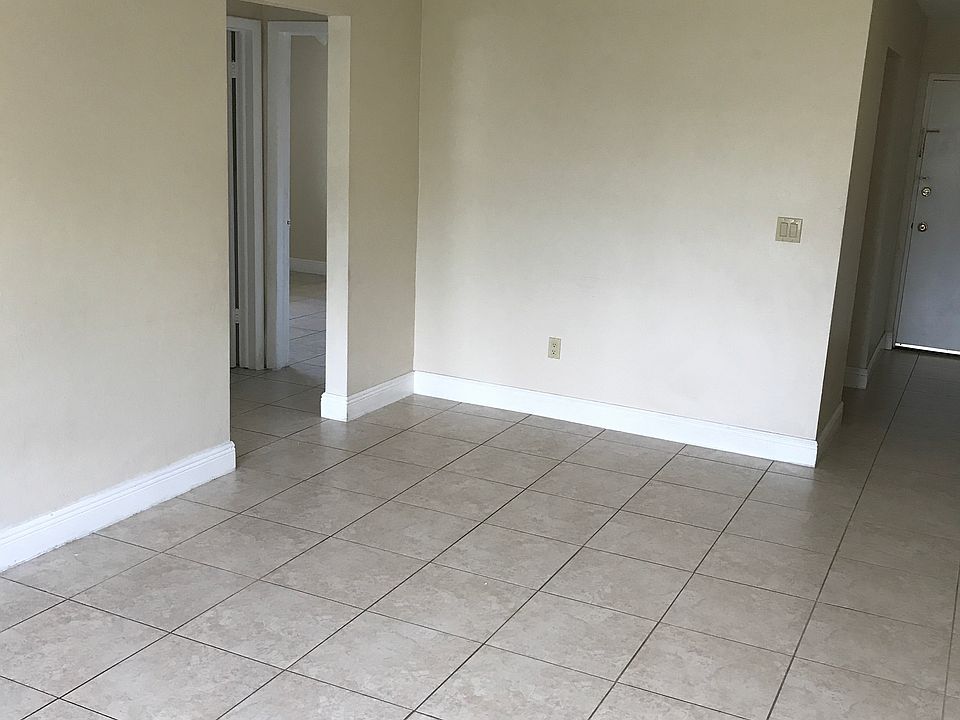 1st image of 1945 NW 29th St APT 7