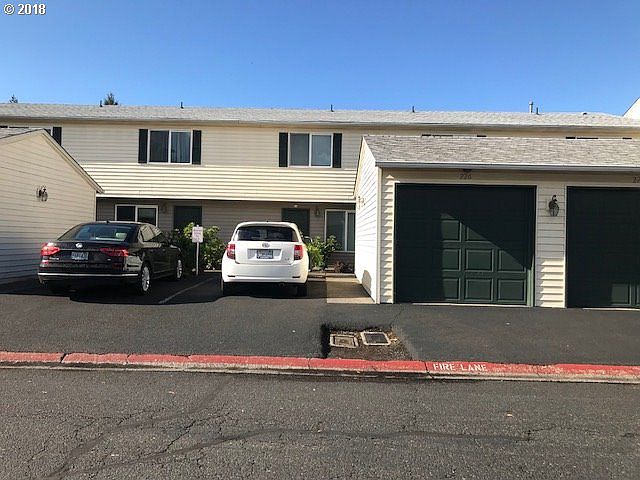 1st image of 4000 NE 109th Ave Unit 226E