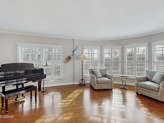 3rd image of 2021 Saint Johns Ave APT 1F