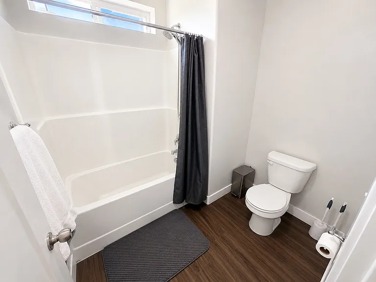1806 W Newcastle Ln #B304 — Photo 9