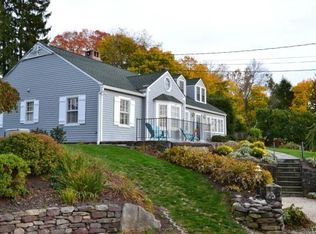 26 Lakeview Rd, Brookfield, CT 06804