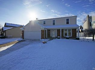 434 Worthington Rd, Canton, MI 48188