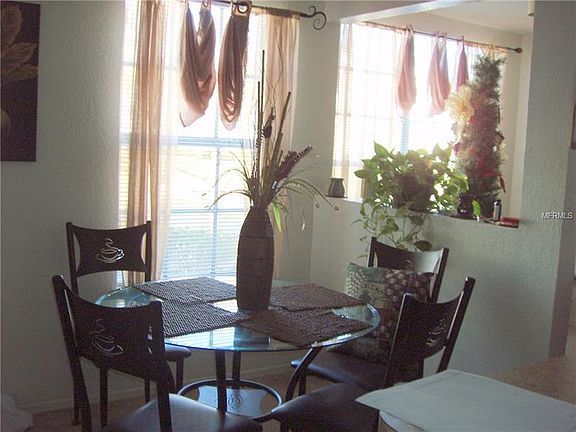5th image of 1622 Columbia Arms Cir Unit 167