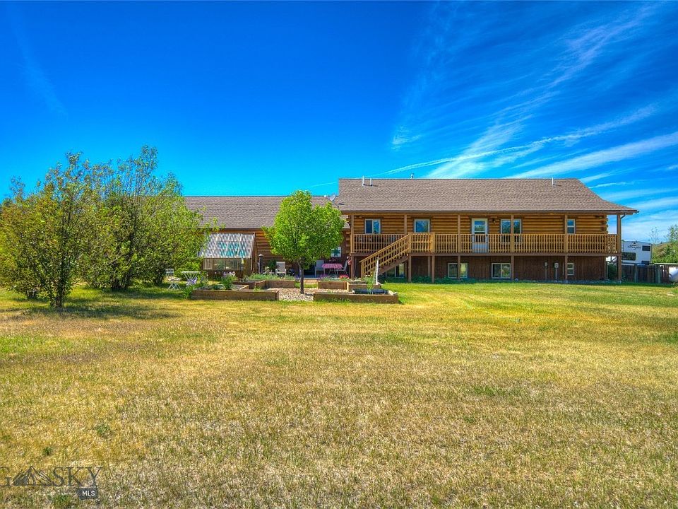 1st image of 13 Coachman Ln