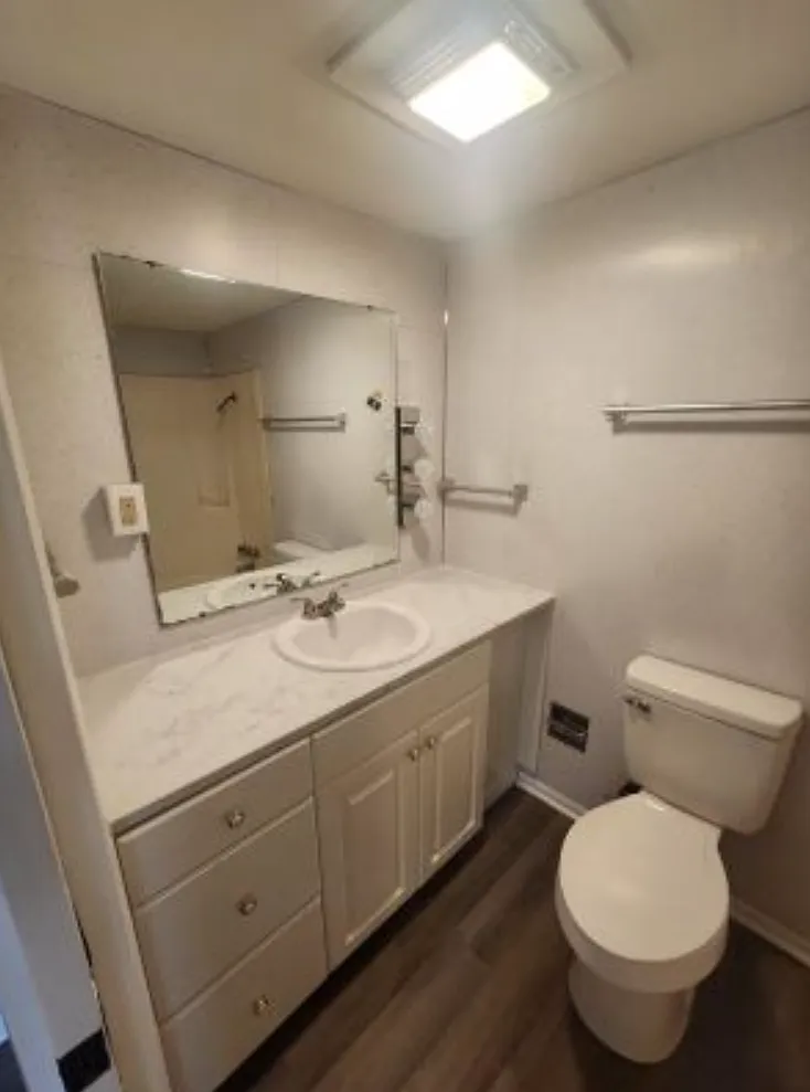 115 Rose St — Photo 2