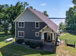 14482 Irwin Ct, Montgomery, MN 56069