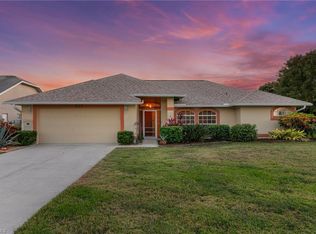 3454 Anton Ct, Naples, FL 34109