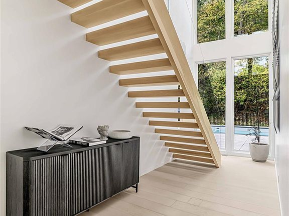 2nd image of 211 Little York Road