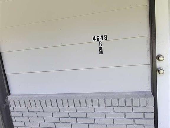 3rd image of 4648 Pine Tree Cir #B