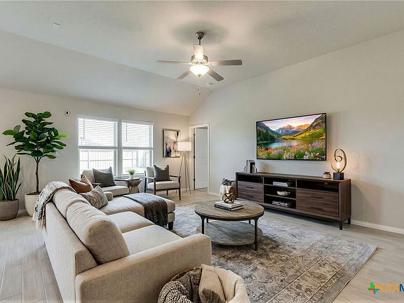 4th image of 132 Periwinkle Ln
