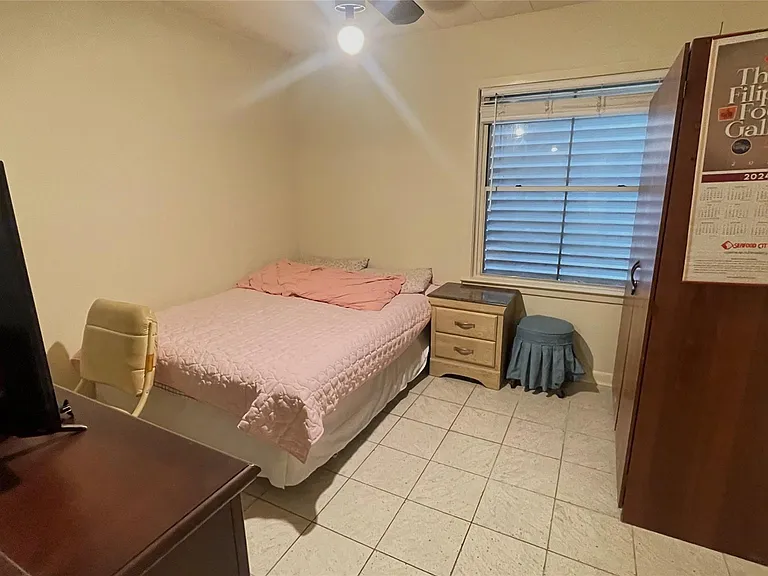 17 Manor Way — Photo 19