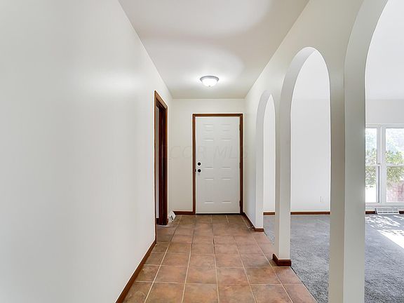 3rd image of 5176 Tamarack Blvd