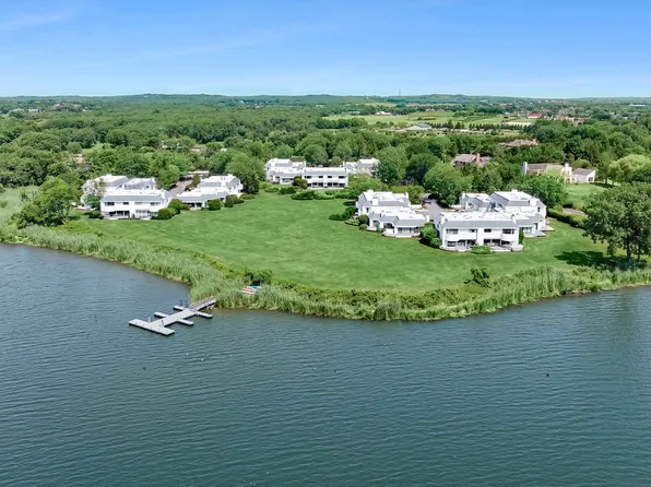 4 Reed Pond Ct, Water Mill, NY 11976