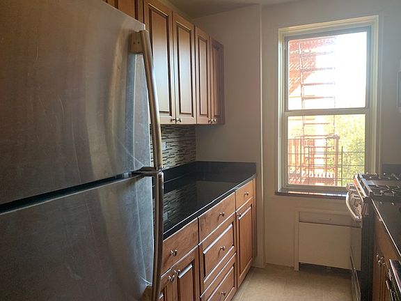 2nd image of 7281 113th St APT 5Q