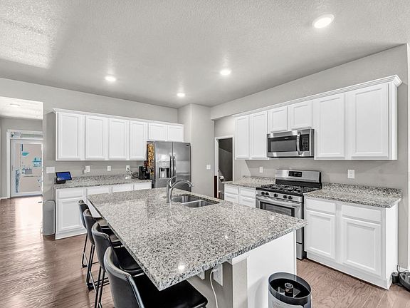 3rd image of 5996 Sun Mesa Cir