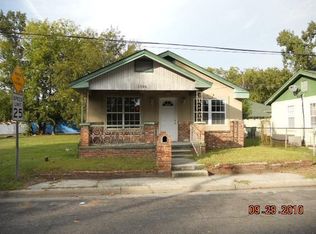 1306 New Castle St, Savannah, GA 31415