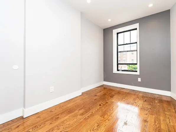 1071 Nostrand Avenue image 20 of 26