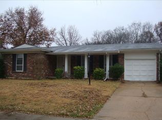 42 Smoke Tree Dr, Fenton, MO 63026