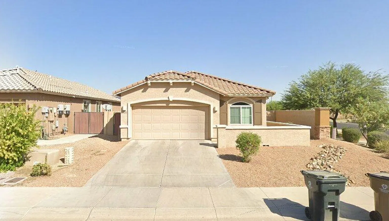4 Bedroom, 2 Bathroom, House, 2 Car Garage — Photo 1