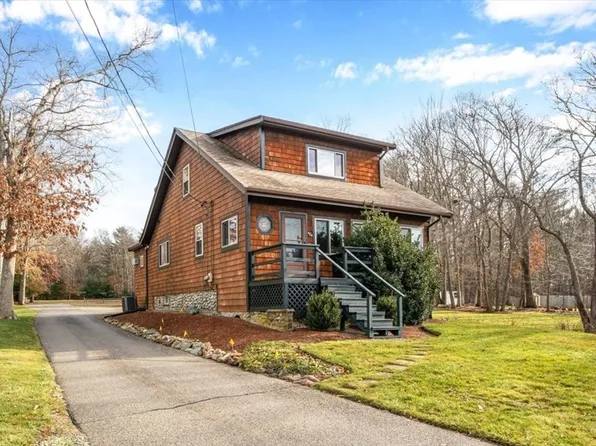 484 Franklin St, Whitman, MA 02382