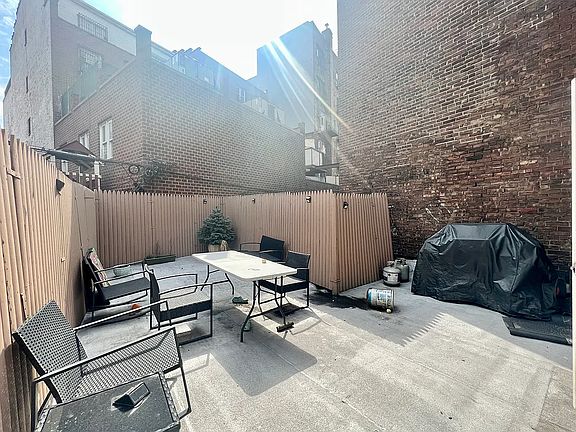 2nd image of 350 Broadway #2A