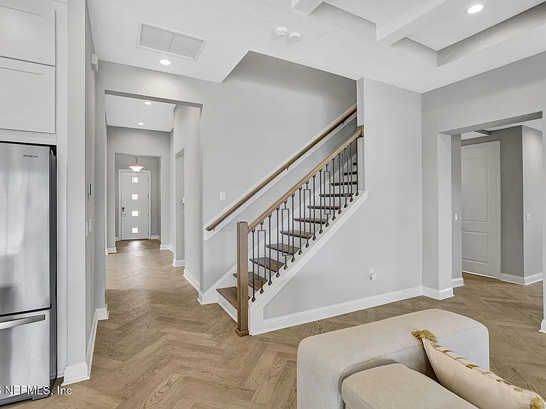 11476 Madelynn Dr — Photo 4