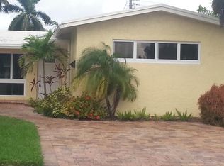 1103 NE 2nd Ct, Hallandale Beach, FL 33009