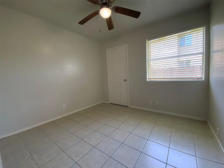 2300 Cedrick Cv #B — Photo 19