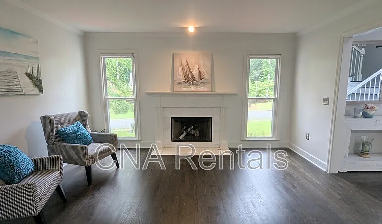 573 Trailwood Ln — Photo 6