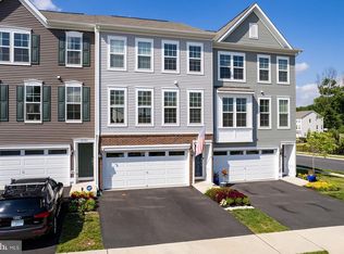 8182 Broad Pl, Manassas, VA 20110