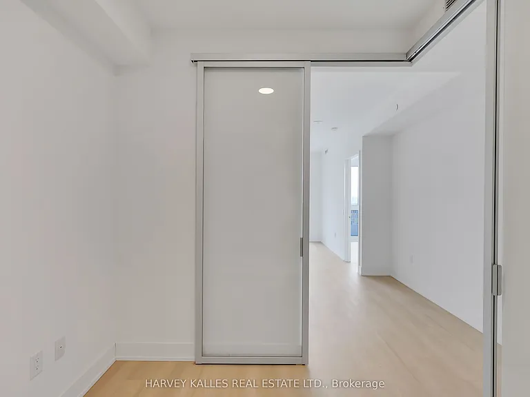 36 Olive Ave #2007 — Photo 10