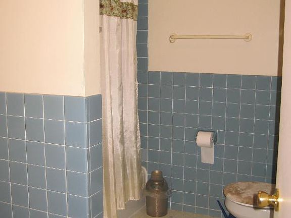 5th image of 24 Highland Ave APT 12A