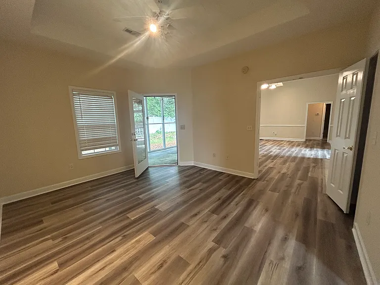 149 Jessica Lakes Dr — Photo 14