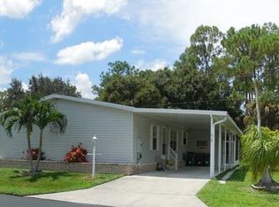 218 Grosbeak Ln, Naples, FL 34114