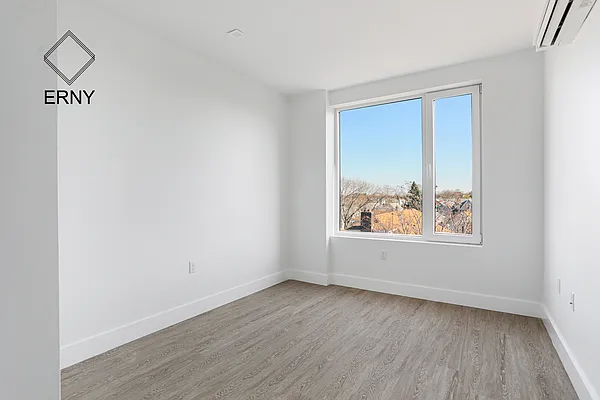 Rented by ERNY LLC | media 3