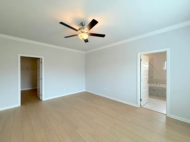 204 Stockyard Cir — Photo 11