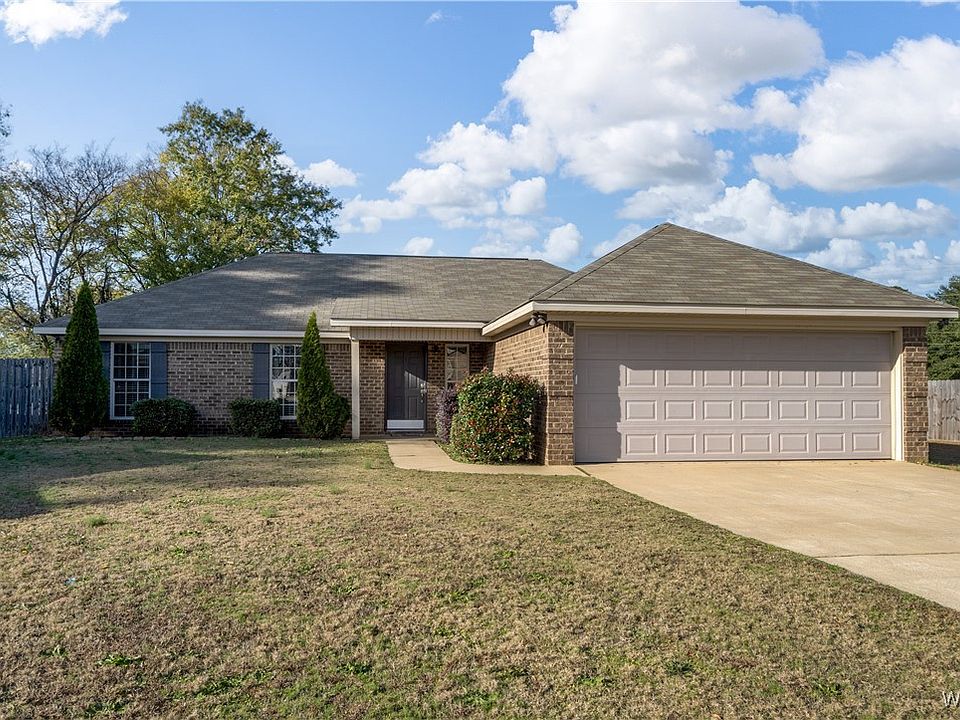 1st image of 112 Bradford Cir